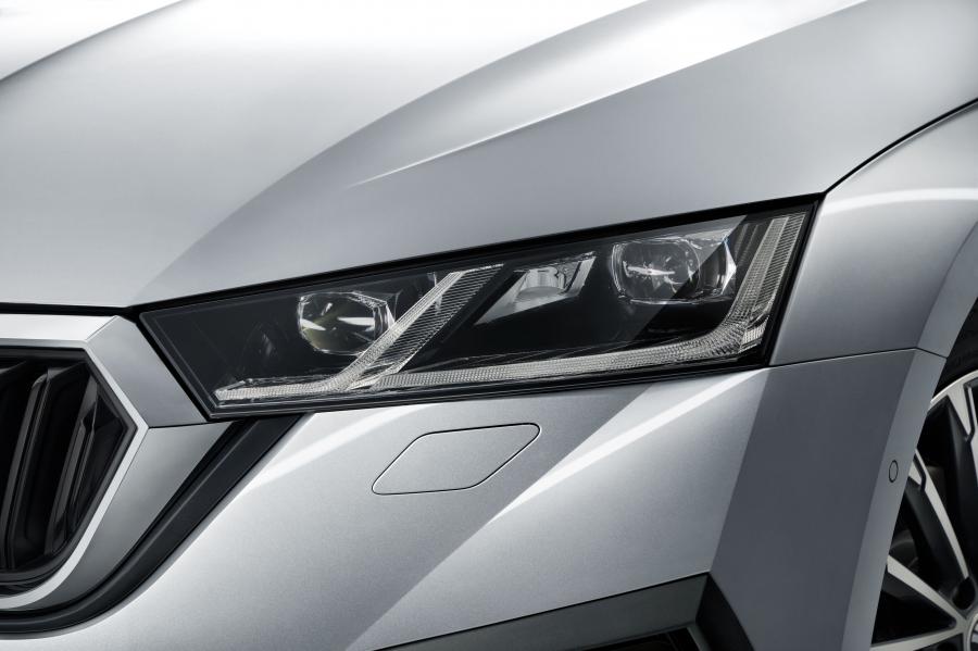 Детали экстерьера Skoda Octavia Combi 2020 года  (WW) (фото 19 из 69)